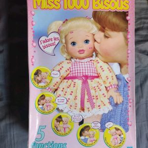 Poupee Irwin Miss 1000 Bisous 5 Fonctions Neuve Dans Sa Boîte Avec Notice Hasbro