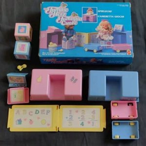 Mattel Poupée barbie heart family famille doucoeur play center kids