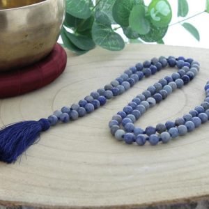 Mala Chapelet Rosaire 108 perles en Quartz Bleu 8 mm Purification Paix Omsae